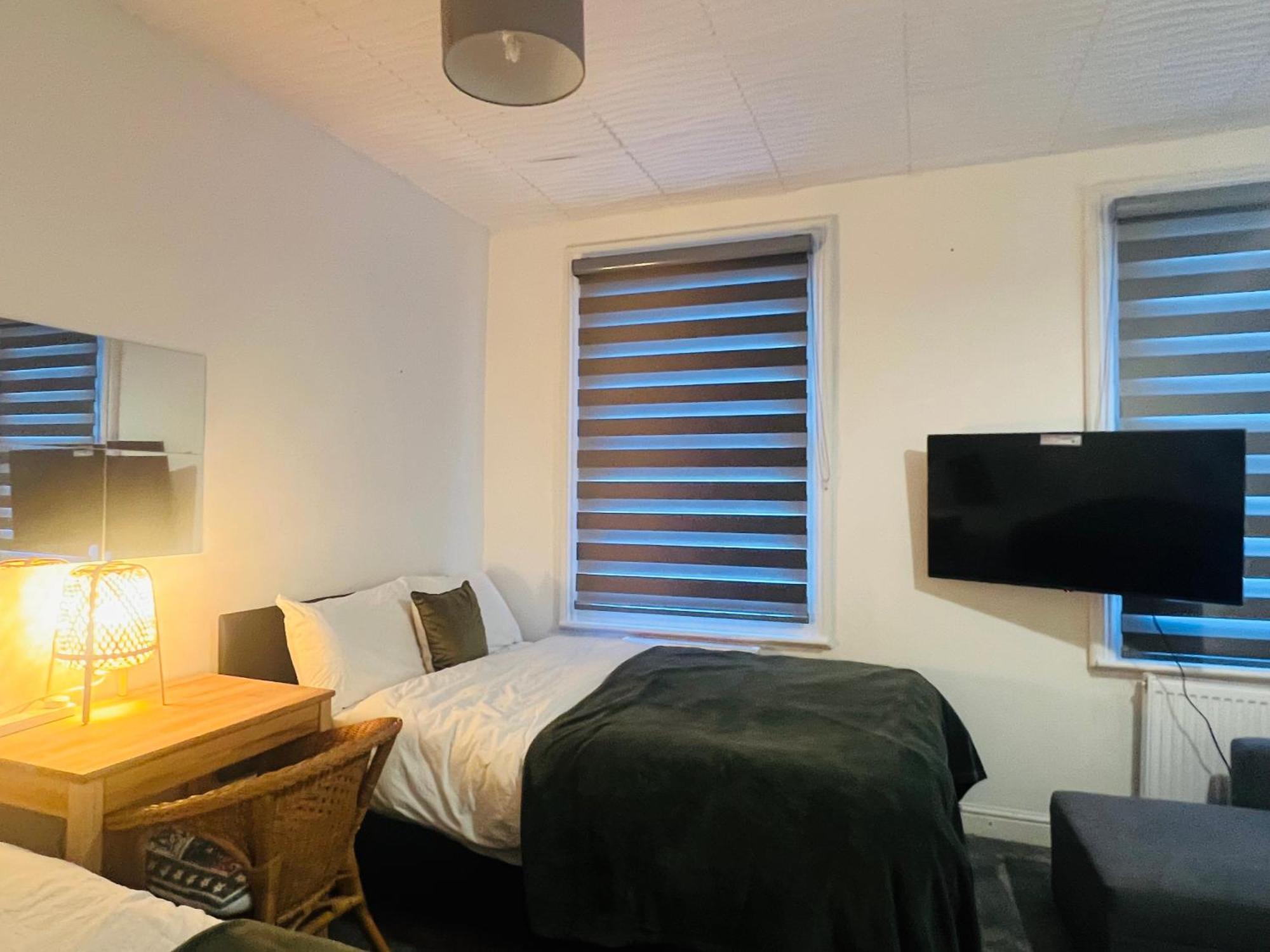 Harry Potter 9 3/4 Flat Apartment ลอนดอน ภายนอก รูปภาพ