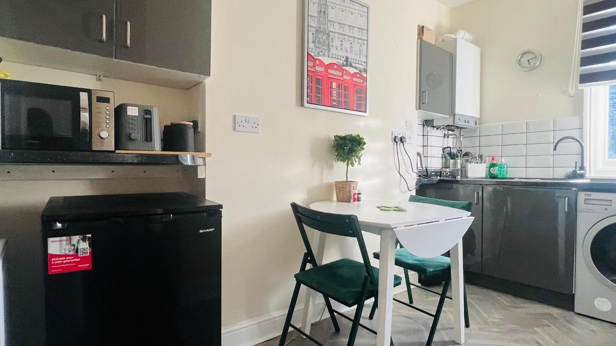 Harry Potter 9 3/4 Flat Apartment ลอนดอน ภายนอก รูปภาพ