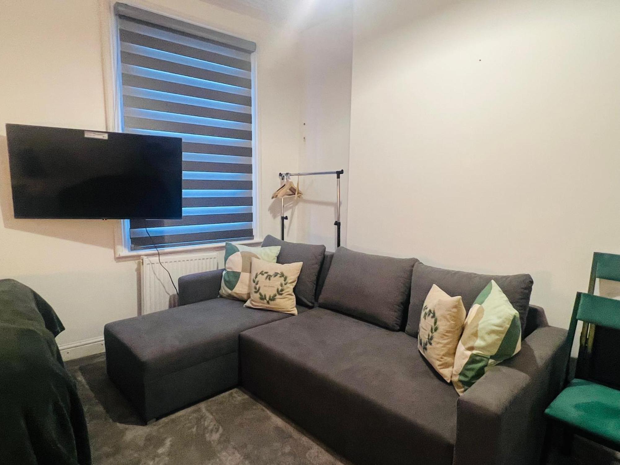 Harry Potter 9 3/4 Flat Apartment ลอนดอน ภายนอก รูปภาพ